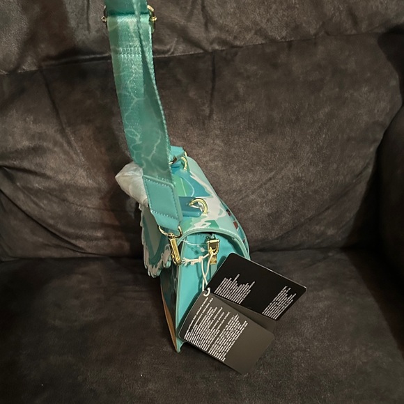 Loungefly Disney Hardtag baby Moana Crossbody Bag New With tags - Picture 3 of 7